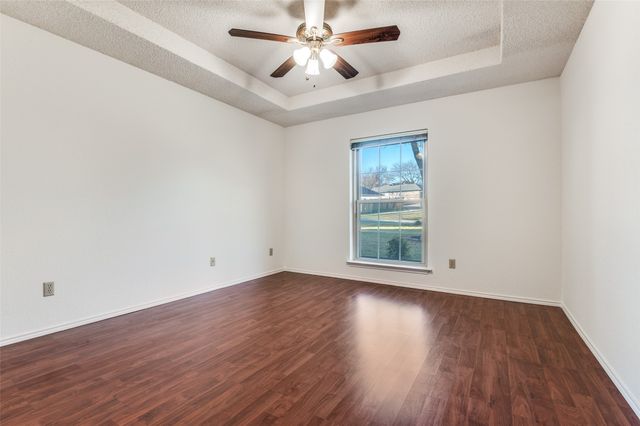 317 N Beltwoods Drive, Desoto, TX 75115