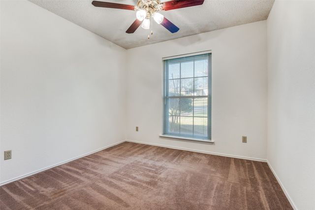 317 N Beltwoods Drive, Desoto, TX 75115