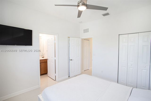 132 SE 28th Pl, Homestead, FL 33033