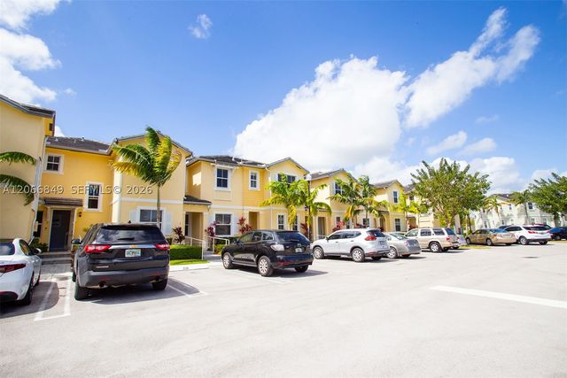 132 SE 28th Pl, Homestead, FL 33033