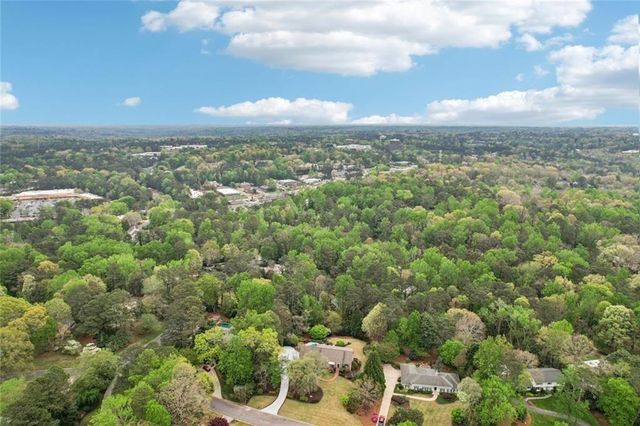 1005 16th Fairway, Sandy Springs, GA 30350