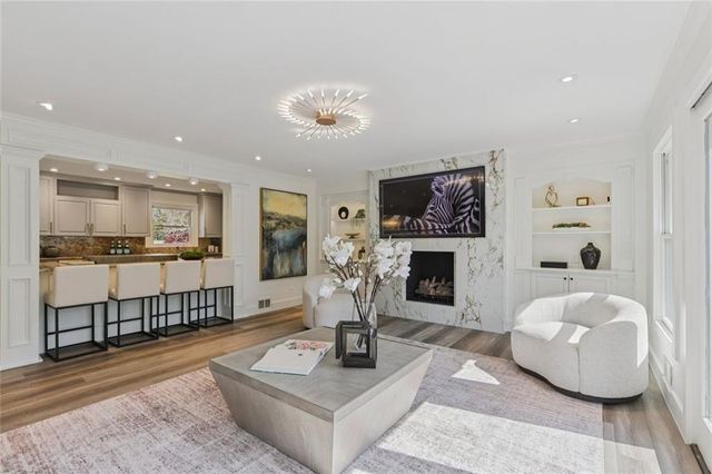 1005 16th Fairway, Sandy Springs, GA 30350