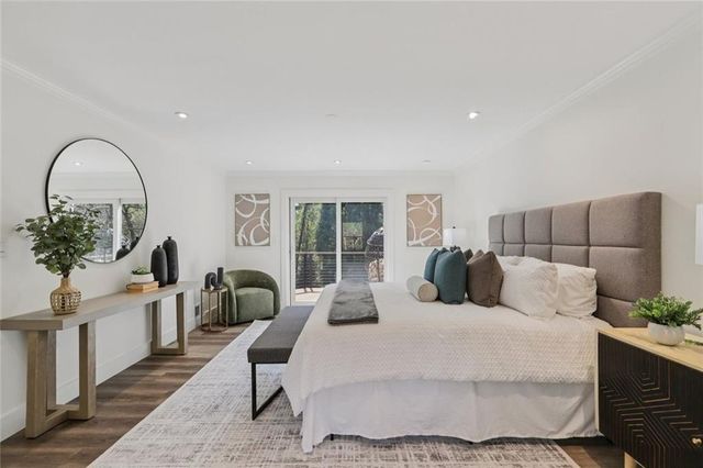 1005 16th Fairway, Sandy Springs, GA 30350