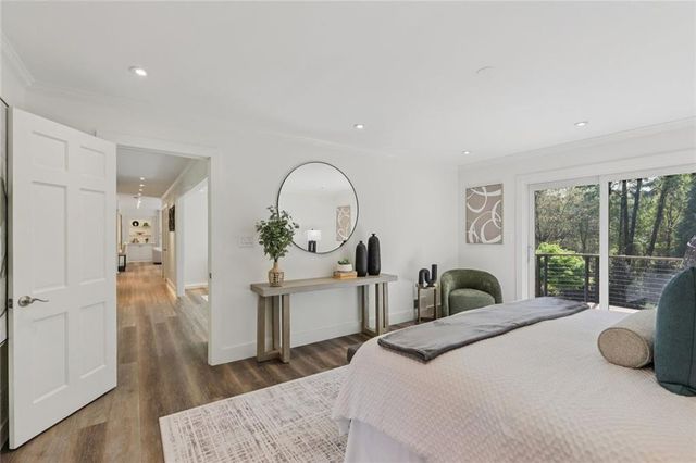 1005 16th Fairway, Sandy Springs, GA 30350