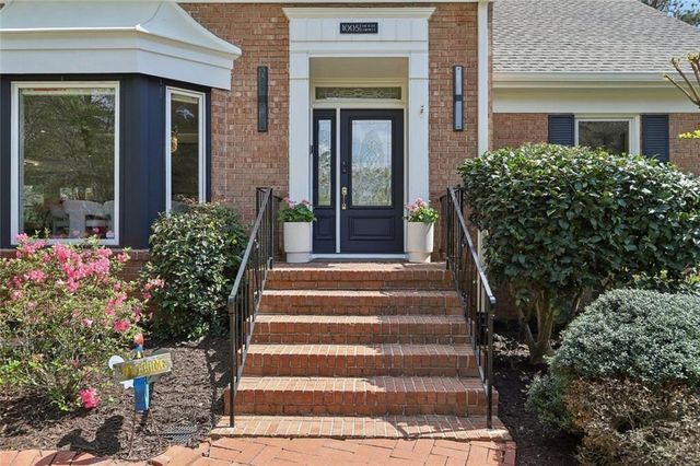 1005 16th Fairway, Sandy Springs, GA 30350