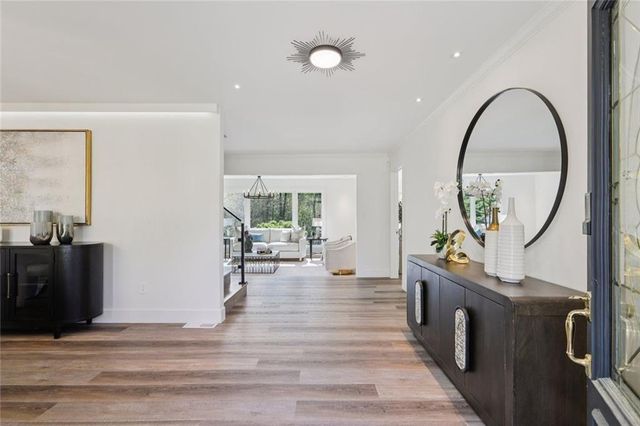 1005 16th Fairway, Sandy Springs, GA 30350