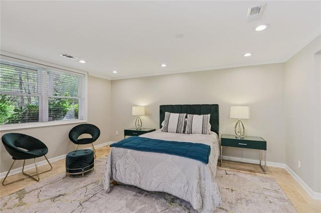 1005 16th Fairway, Sandy Springs, GA 30350