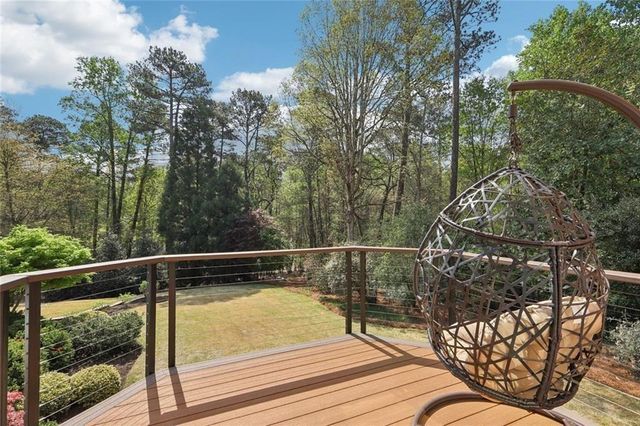 1005 16th Fairway, Sandy Springs, GA 30350