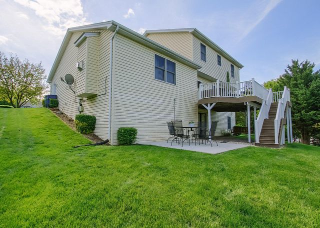 888 DAIRY CT, Harrisburg, PA 17111