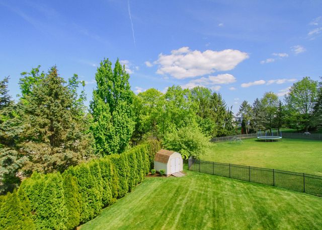 888 DAIRY CT, Harrisburg, PA 17111