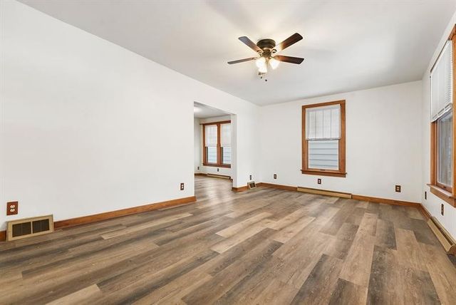 3518 7th Ave, Beaver Falls, PA 15010