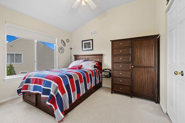 3102 Merrywell Court, Carpentersville, IL 60110