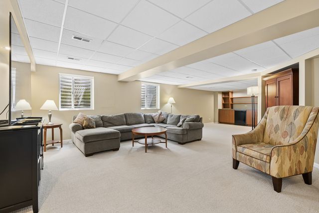 3102 Merrywell Court, Carpentersville, IL 60110