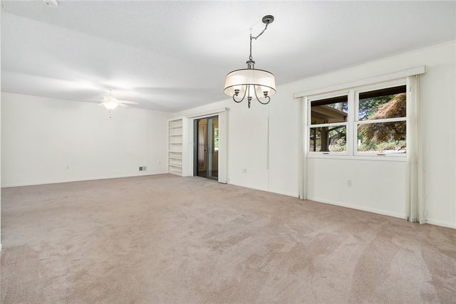 34 Hickory Way, Clemson, SC 29631
