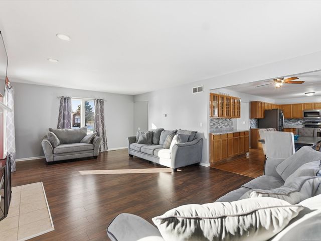 47044 Pamela Drive, Macomb, MI 48044