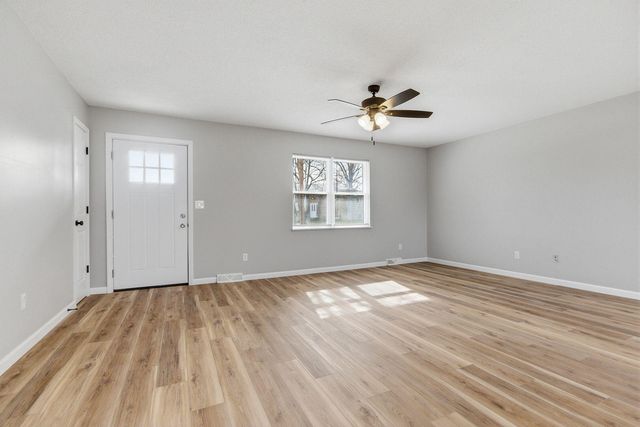 223 SARAZEN CT, Columbia, MO 65202