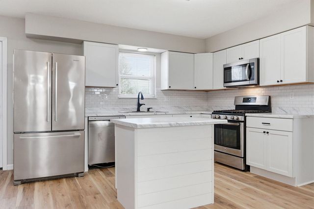 223 SARAZEN CT, Columbia, MO 65202