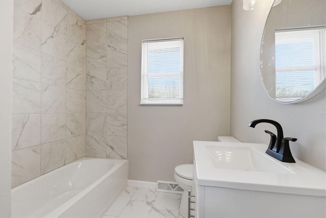 223 SARAZEN CT, Columbia, MO 65202