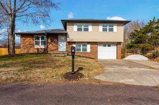 223 SARAZEN CT, Columbia, MO 65202