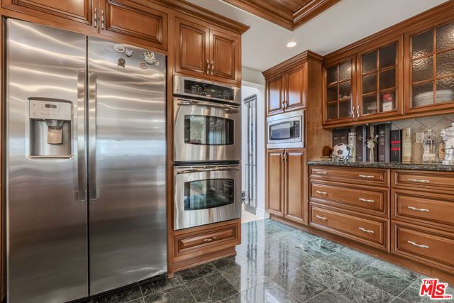 2637 Angelo Drive, Los Angeles, CA 90077