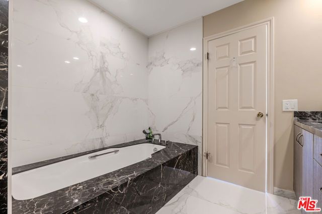 2637 Angelo Drive, Los Angeles, CA 90077