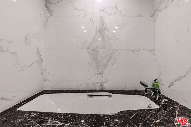 2637 Angelo Drive, Los Angeles, CA 90077