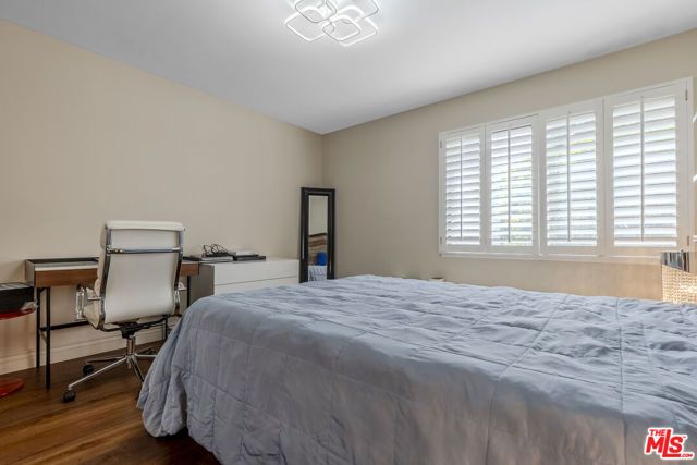 2637 Angelo Drive, Los Angeles, CA 90077