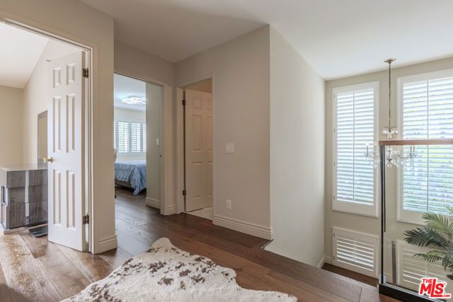 2637 Angelo Drive, Los Angeles, CA 90077