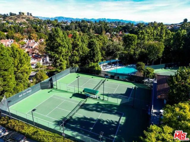 2637 Angelo Drive, Los Angeles, CA 90077