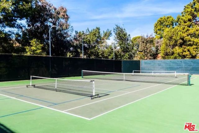 2637 Angelo Drive, Los Angeles, CA 90077