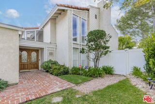 2637 Angelo Drive, Los Angeles, CA 90077