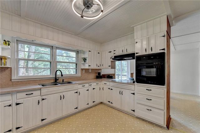 9101 Union Hill Road, Canton, GA 30115