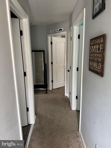 401 W RED BANK AVE, West Deptford, NJ 08096