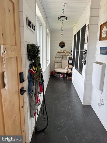 401 W RED BANK AVE, West Deptford, NJ 08096