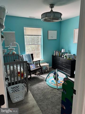 401 W RED BANK AVE, West Deptford, NJ 08096