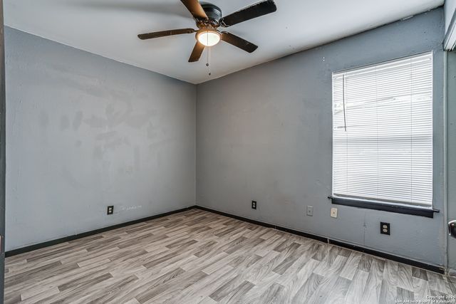 2927 Lasses, San Antonio, TX 78223