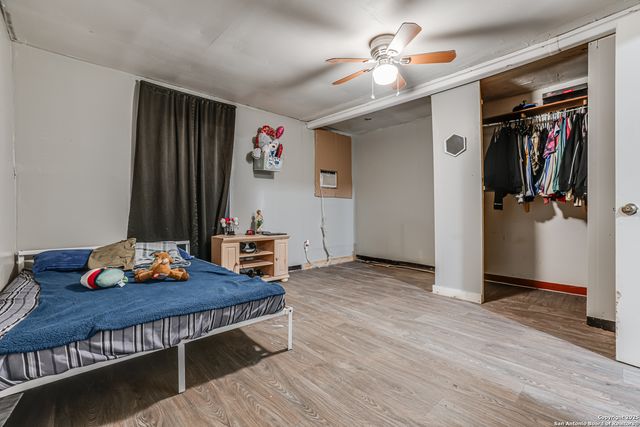 2927 Lasses, San Antonio, TX 78223