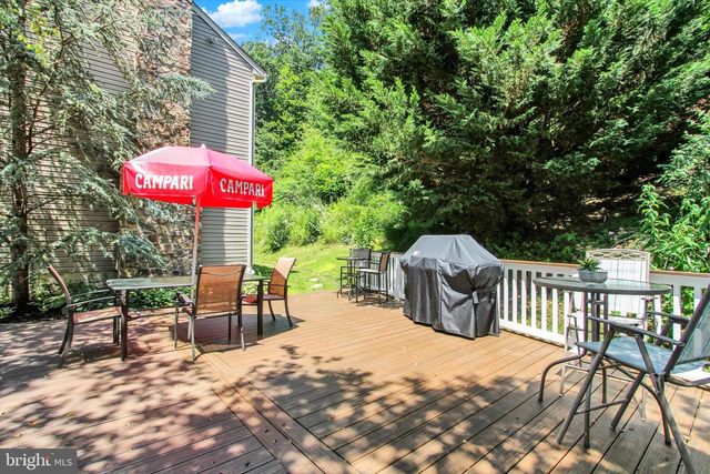 119 FARMINGTON DR, York, PA 17407
