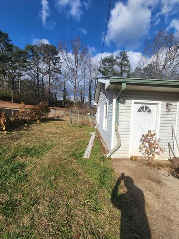 3313 Stoneybrook Drive, Douglasville, GA 30134