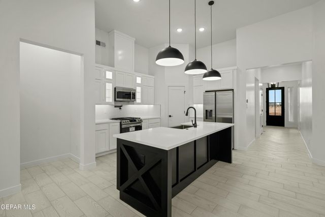 846 Harpendem Drive, El Paso, TX 79928