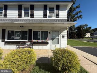 150 N ALBERTSON AVE #APT. F, Magnolia, NJ 08049