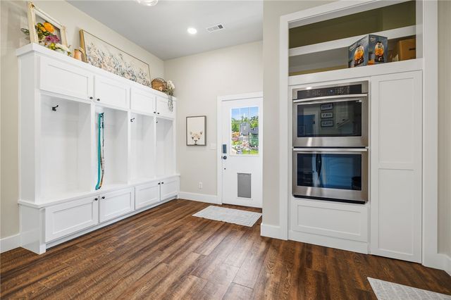 2103 NE Chaucer Street, Bentonville, AR 72712