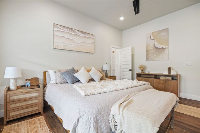 2103 NE Chaucer Street, Bentonville, AR 72712