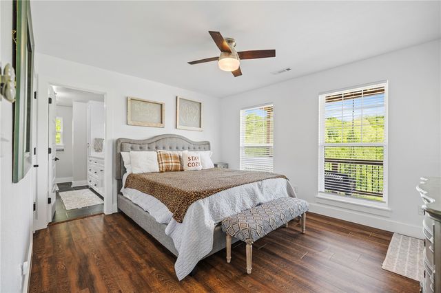 2103 NE Chaucer Street, Bentonville, AR 72712