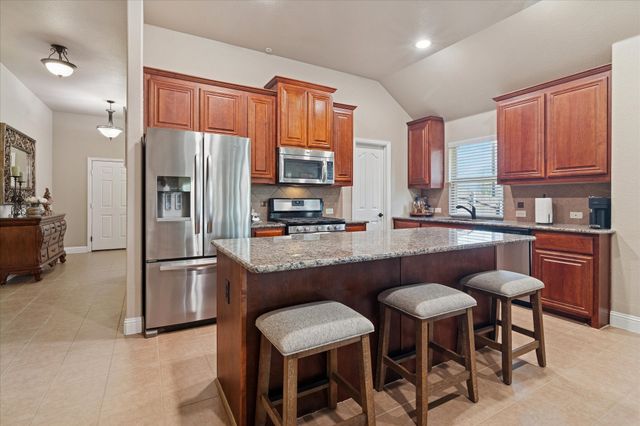 909 Calder Court, Anna, TX 75409