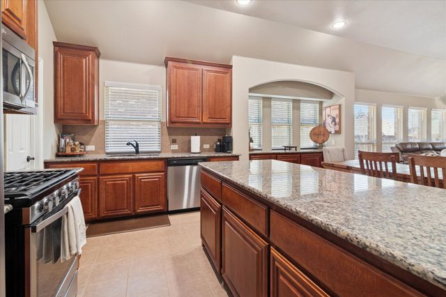 909 Calder Court, Anna, TX 75409