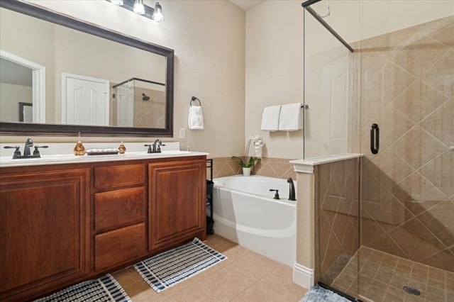 909 Calder Court, Anna, TX 75409