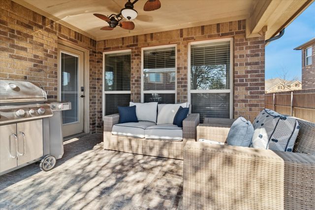 909 Calder Court, Anna, TX 75409