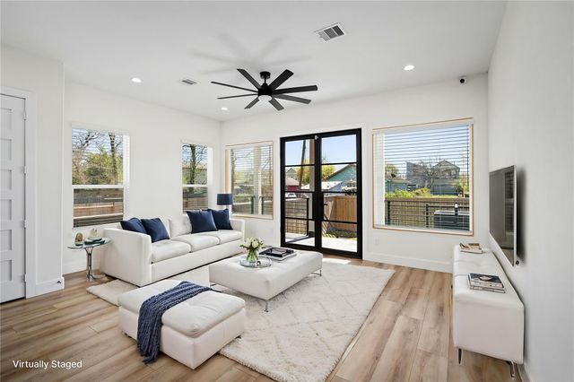 306 E 40th Street A, Houston, TX 77018