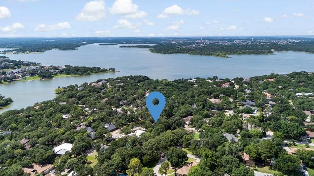 330 Rockland Drive, Highland Village, TX 75077